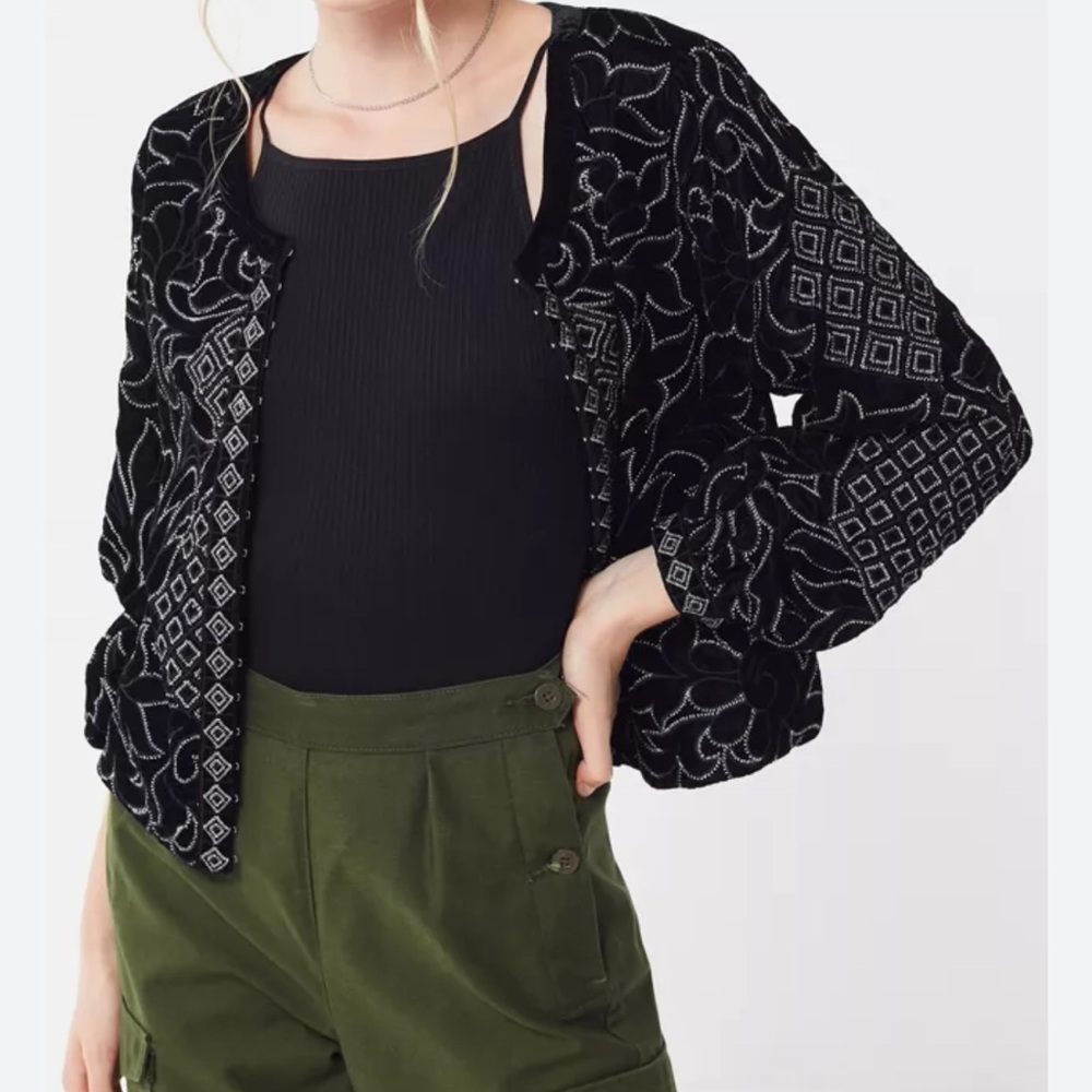 Urban Outfitters Margeaux Velvet Embroidered Jacket Black Metallic Evening-M